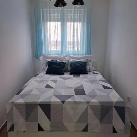 Stan Na Dan Ub Apartament